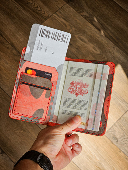 "Adventurer" Passport Wallet / Red Camo